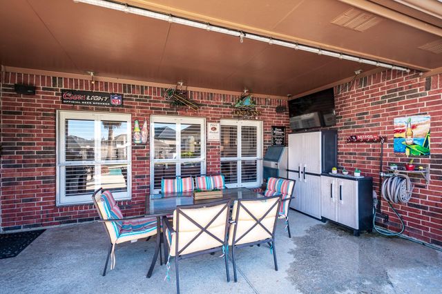 7402 Shady Arbour Court, Pasadena, TX 77505