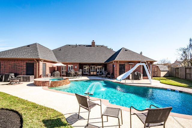 7402 Shady Arbour Court, Pasadena, TX 77505