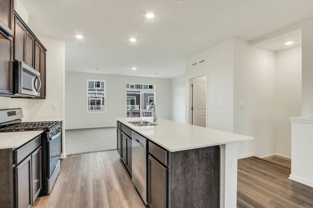 539 yosemite Way, Mundelein, IL 60060