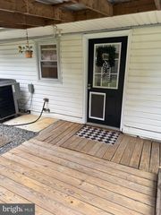 3548 N FREDERICK PIKE, Winchester, VA 22603