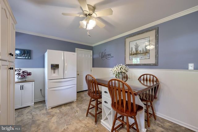 319 POWELL DRIVE, Lancaster, PA 17601
