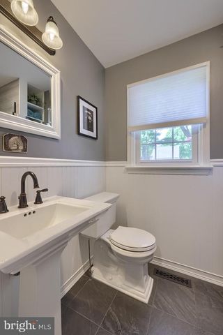 319 POWELL DRIVE, Lancaster, PA 17601