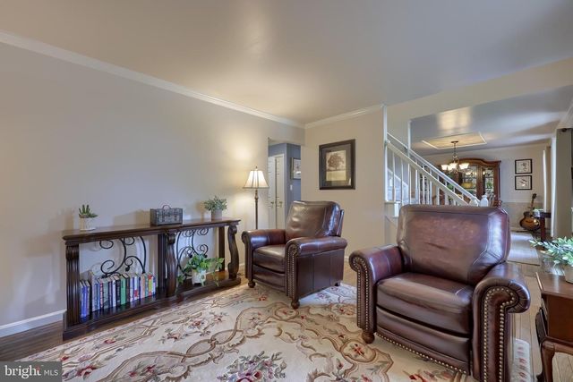 319 POWELL DRIVE, Lancaster, PA 17601