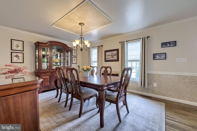 319 POWELL DRIVE, Lancaster, PA 17601