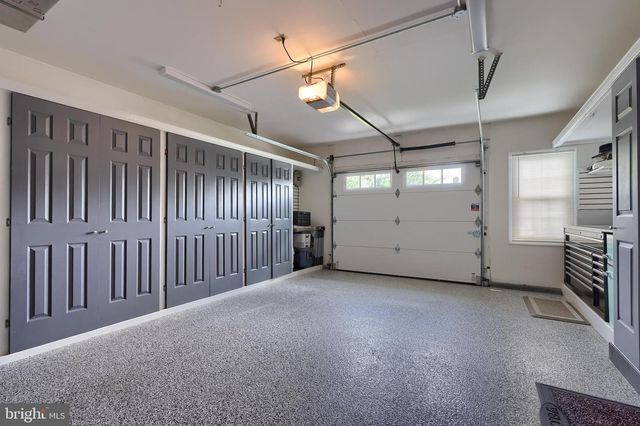 319 POWELL DRIVE, Lancaster, PA 17601