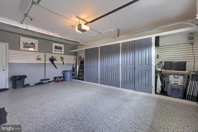 319 POWELL DRIVE, Lancaster, PA 17601