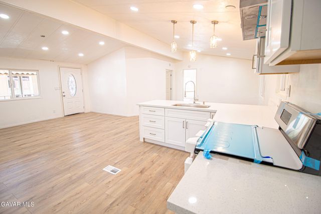 3524 E Avenue R Spc 202 ., Palmdale, CA 93550