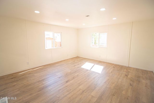 3524 E Avenue R Spc 202 ., Palmdale, CA 93550