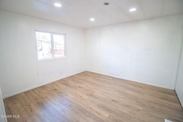 3524 E Avenue R Spc 202 ., Palmdale, CA 93550