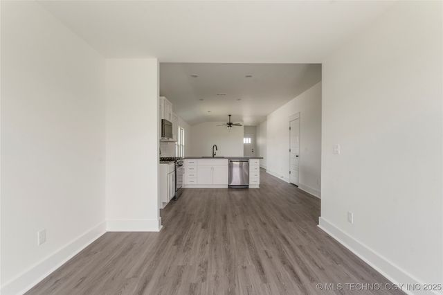 27986 E 108th Street S, Coweta, OK 74014