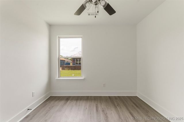 27986 E 108th Street S, Coweta, OK 74014