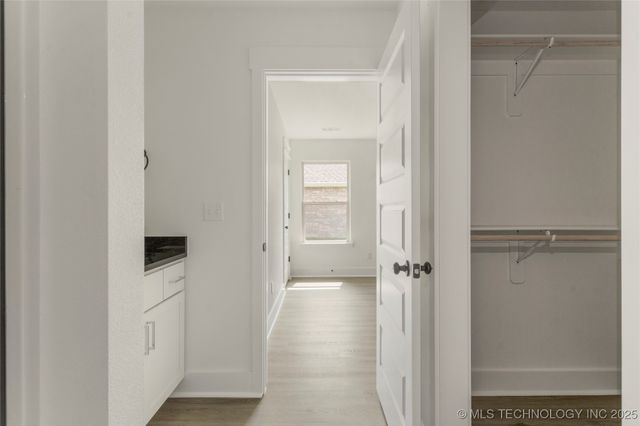 27986 E 108th Street S, Coweta, OK 74014