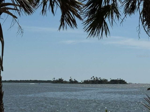 162 N INDIANAPOLIS AVENUE, Hernando, FL 34442