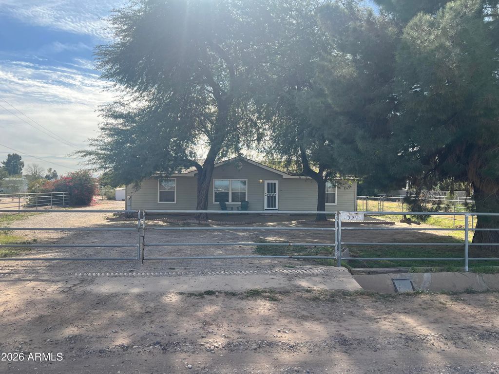 15543 W ORANGEWOOD Avenue, Litchfield Park, AZ 85340