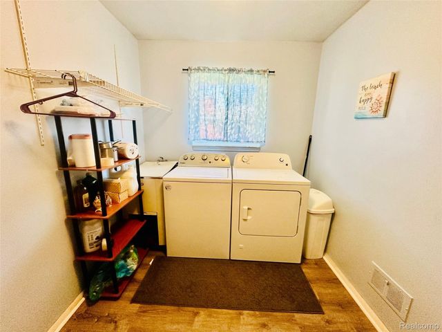 26321 Burg Road, Warren, MI 48089