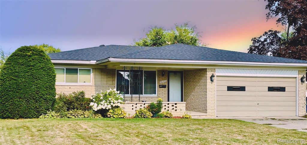 26321 Burg Road, Warren, MI 48089