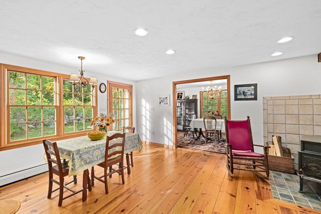 18 Atwood St, Kingston, MA 02364