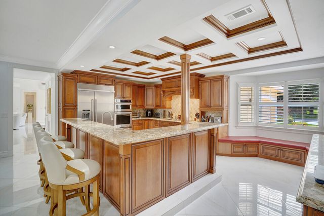 7903 Ironhorse Boulevard, West Palm Beach, FL 33412