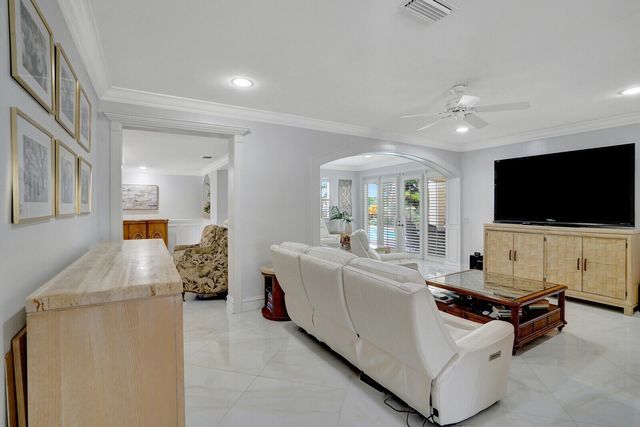7903 Ironhorse Boulevard, West Palm Beach, FL 33412