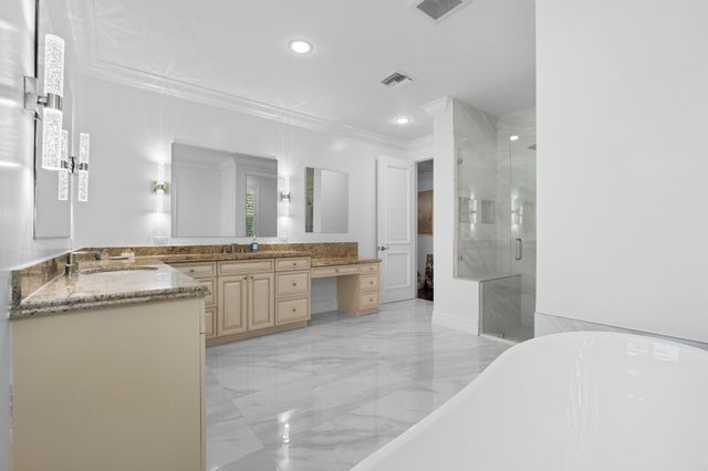 7903 Ironhorse Boulevard, West Palm Beach, FL 33412