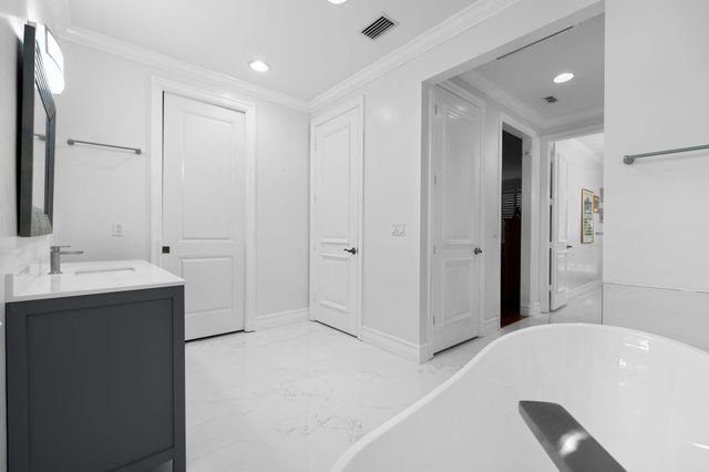 7903 Ironhorse Boulevard, West Palm Beach, FL 33412