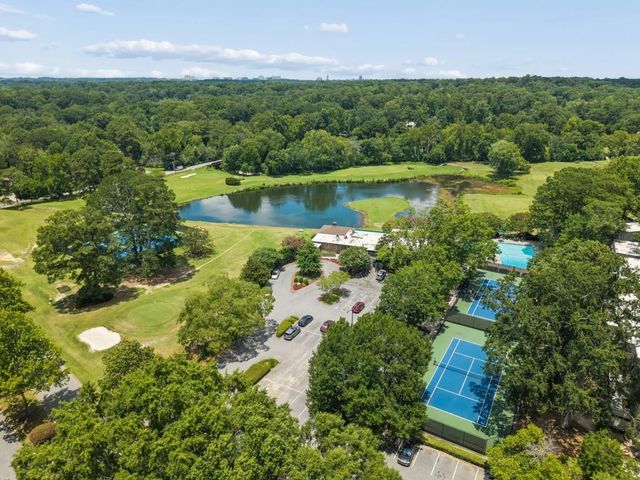 140 Amherst Place NW, Atlanta, GA 30327
