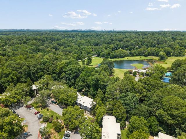 140 Amherst Place NW, Atlanta, GA 30327