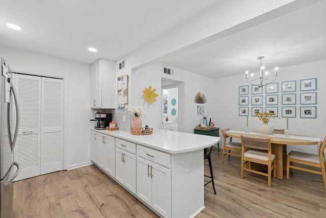 140 Amherst Place NW, Atlanta, GA 30327