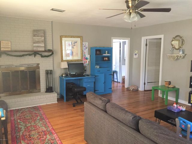 1337 MENNA Street, Jacksonville, FL 32205