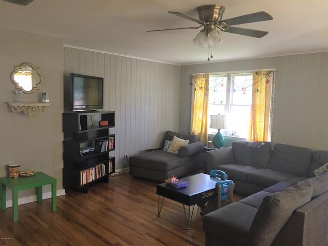 1337 MENNA Street, Jacksonville, FL 32205