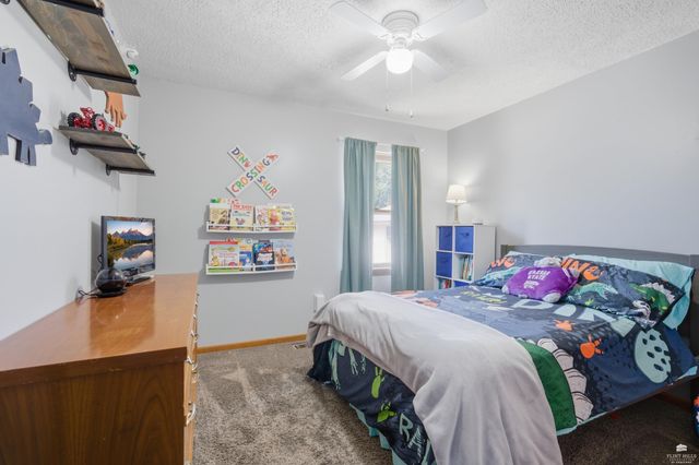 2000 Huntington Square, Manhattan, KS 66503
