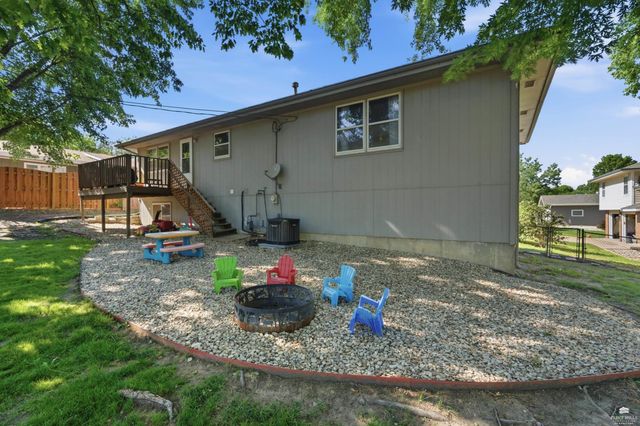 2000 Huntington Square, Manhattan, KS 66503