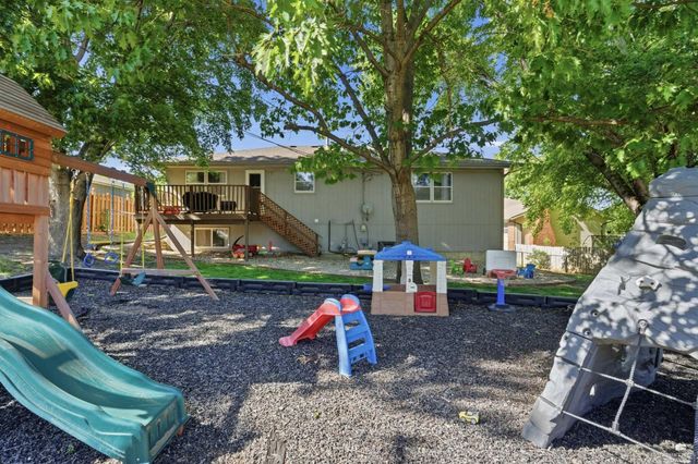 2000 Huntington Square, Manhattan, KS 66503
