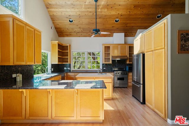 20912 Fontaine Road, Topanga (los Angeles), CA 90290