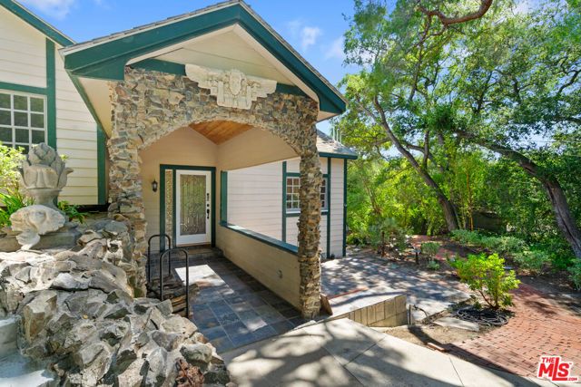 20912 Fontaine Road, Topanga (los Angeles), CA 90290