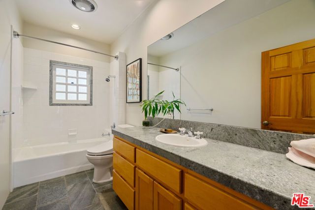 20912 Fontaine Road, Topanga (los Angeles), CA 90290