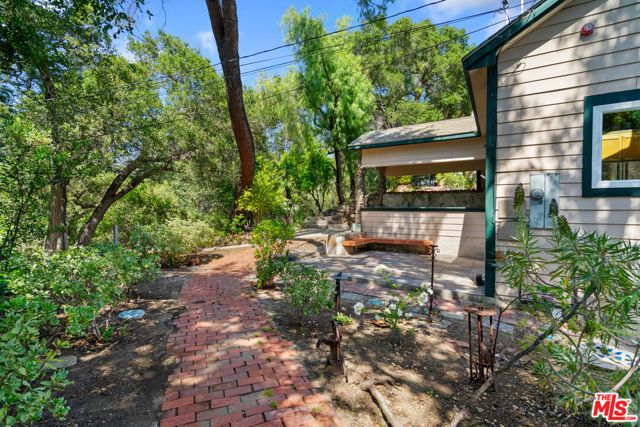 20912 Fontaine Road, Topanga (los Angeles), CA 90290