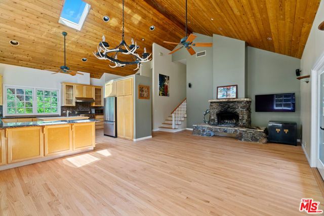 20912 Fontaine Road, Topanga (los Angeles), CA 90290