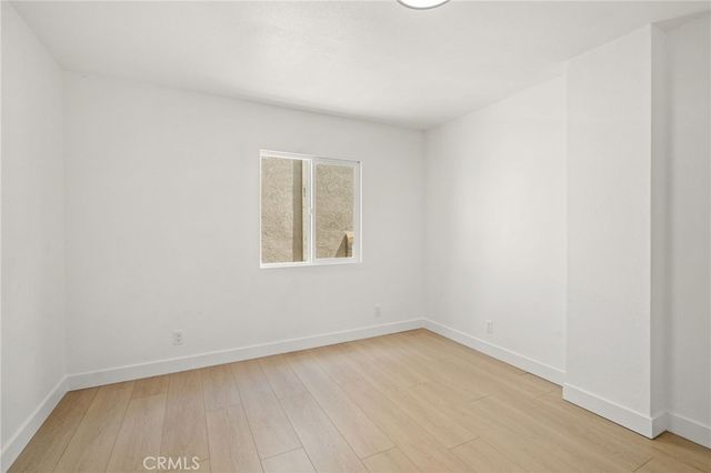 7010 Lennox Avenue B, Van Nuys, CA 91405