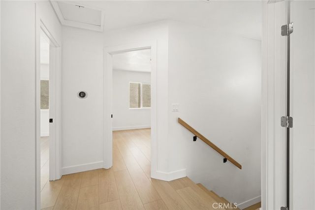 7010 Lennox Avenue B, Van Nuys, CA 91405