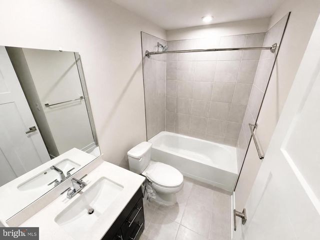 13993 AIRFOIL RD, Herndon, VA 20171