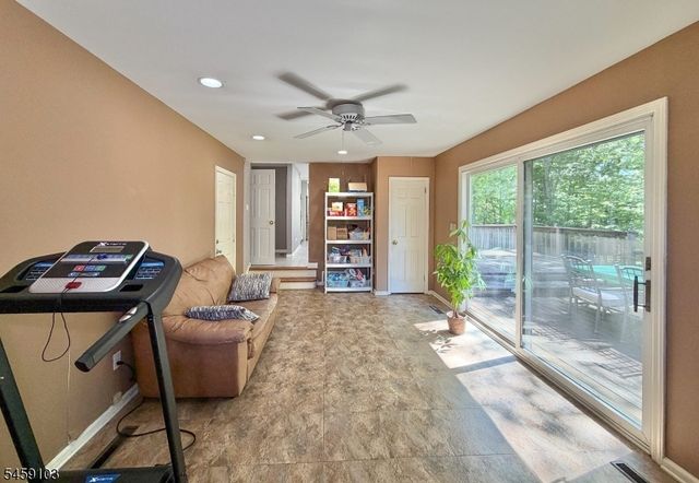 93 Summit Ct, Westfield Town, NJ 07090