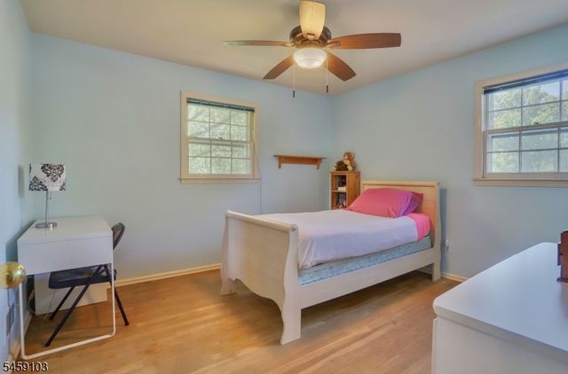 93 Summit Ct, Westfield Town, NJ 07090