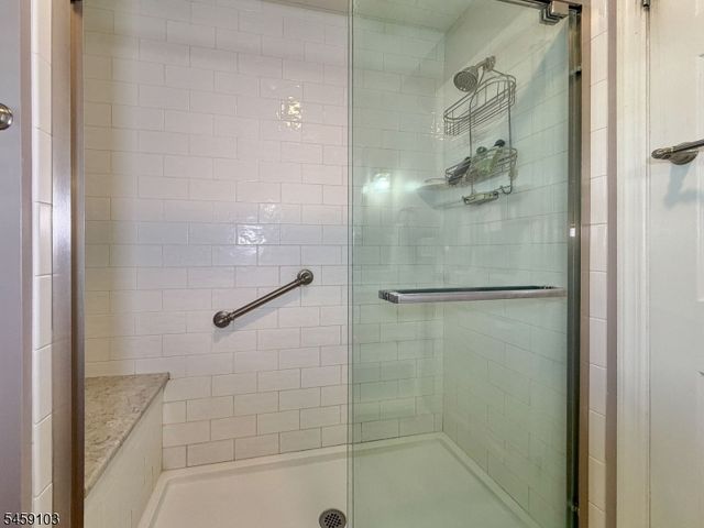 93 Summit Ct, Westfield Town, NJ 07090