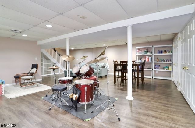 93 Summit Ct, Westfield Town, NJ 07090