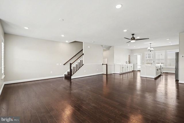 1857 SHADDING BAY LN, Dumfries, VA 22026