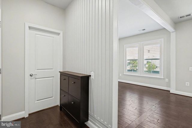 1857 SHADDING BAY LN, Dumfries, VA 22026