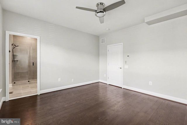 1857 SHADDING BAY LN, Dumfries, VA 22026