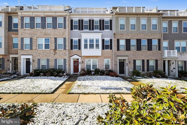 1857 SHADDING BAY LN, Dumfries, VA 22026