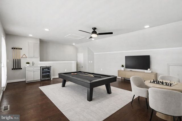 1857 SHADDING BAY LN, Dumfries, VA 22026